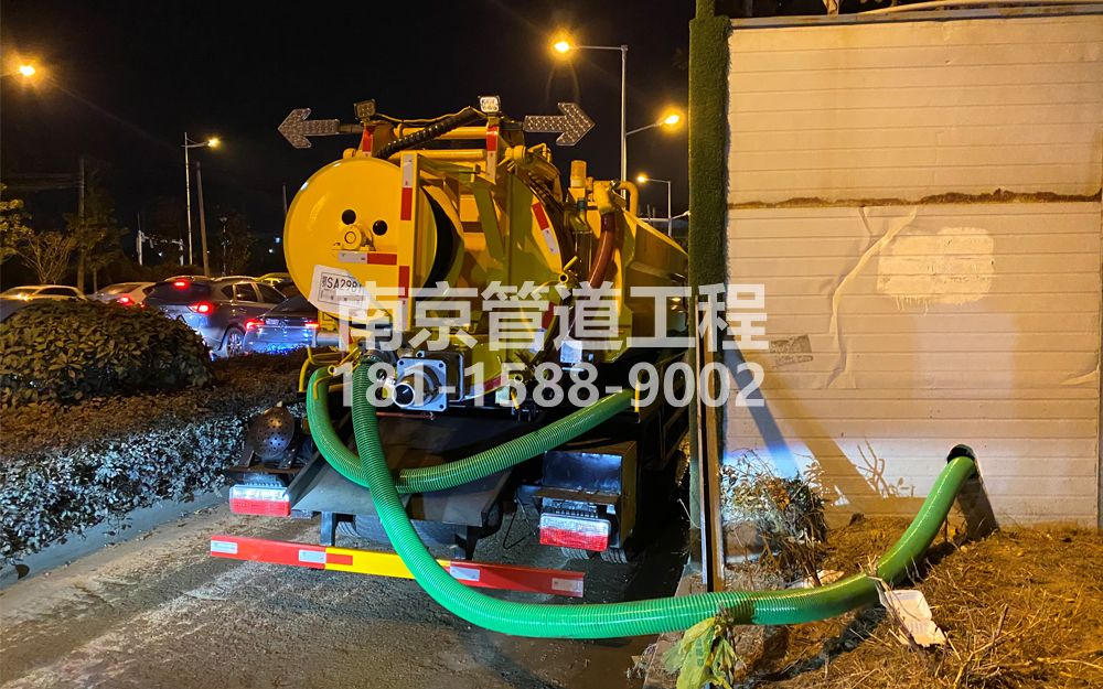 266富阳临时工地抽粪